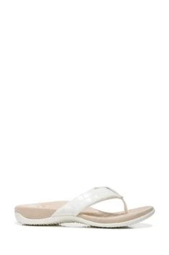 Vionic Cream Layne Thong Sandals